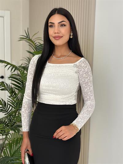 Asimetrik Yaka Yakası Taşlı Güpür Bluz Beyaz