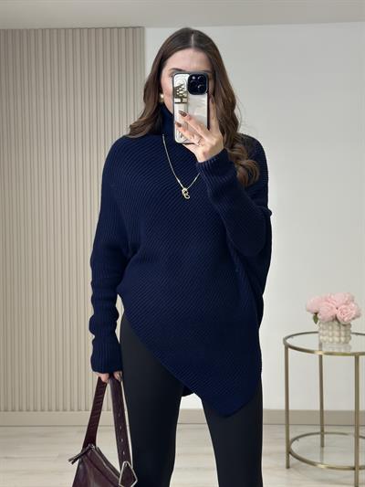 Balıkçı Yaka Asimetrik Yarasa Kol Kazak Lacivert