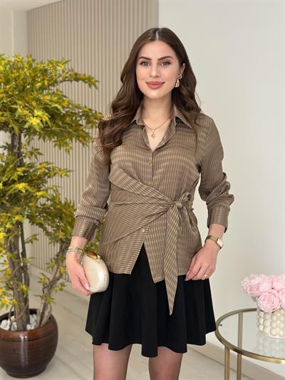 Beli Bağlama Detaylı Gold Düğmeli Gömlek Vizon