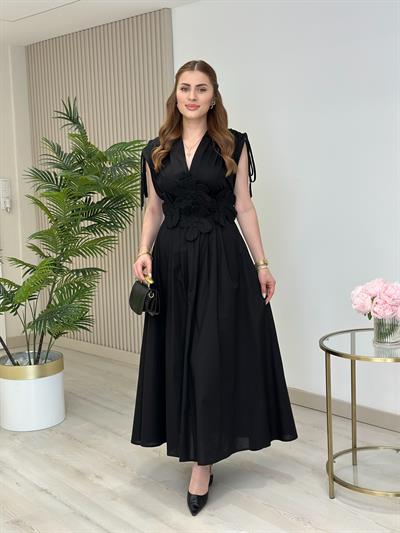 Çiçek Kabartmalı Sırtı Gipeli Elbise Siyah