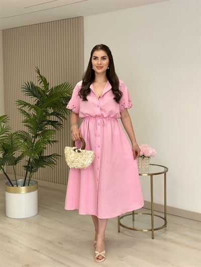 Çizgi Dokulu Beli Büzgülü Kolları Fisto Detaylı Elbise Pembe