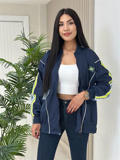 Denim Detaylı Lacivert Yağmurluk