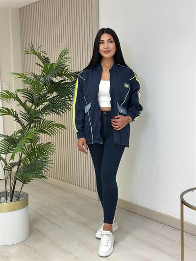 Denim Detaylı Lacivert Yağmurluk