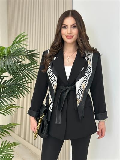 Deri Detaylı Kuşaklı Ceket