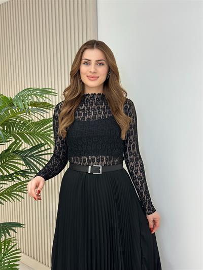 Dik Yaka Dantel Bluz Siyah