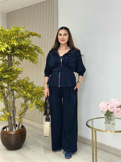 Dik Yaka Kemerli Taşlı Tok Dokulu Modal Kumaş Takım Lacivert 