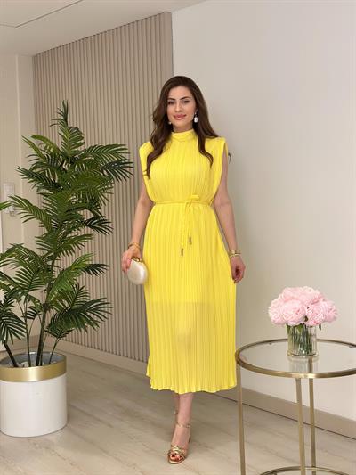 Dik Yaka Piliseli Elbise Sarı
