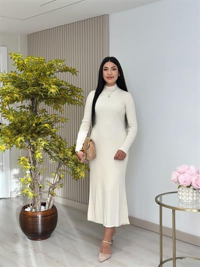 Dik Yaka Triko Elbise Ekru