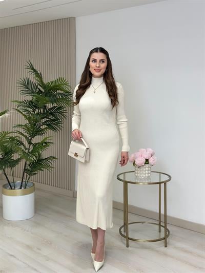 Dik Yakalı Triko Elbise Ekru