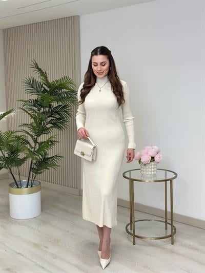 Dik Yakalı Triko Elbise Ekru