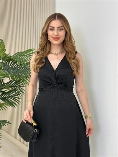 Göğsü Düğüm Detaylı Kloş Önden Yırtmaçlı Elbise Siyah