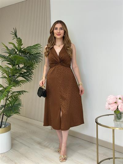 Göğsü Düğüm Detaylı Kloş Önden Yırtmaçlı Elbise Kahve