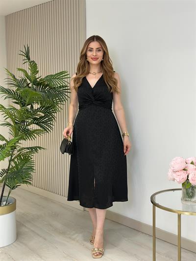 Göğsü Düğüm Detaylı Kloş Önden Yırtmaçlı Elbise Siyah