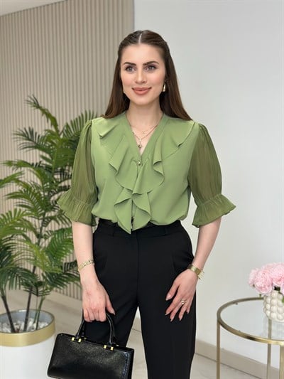 Göğsü Fırfır Detaylı Kısa Kollu Gömlek Yağ Yeşili