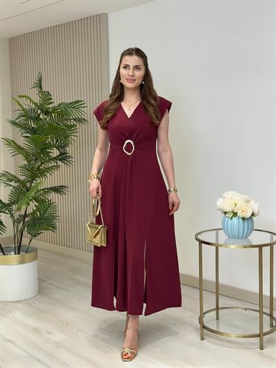 Göğsü Gold Aksesuarlı Vatkalı Elbise Mürdüm