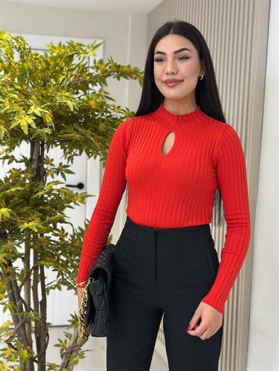 Göğüs Dekolteli Fitilli Triko Kırmızı