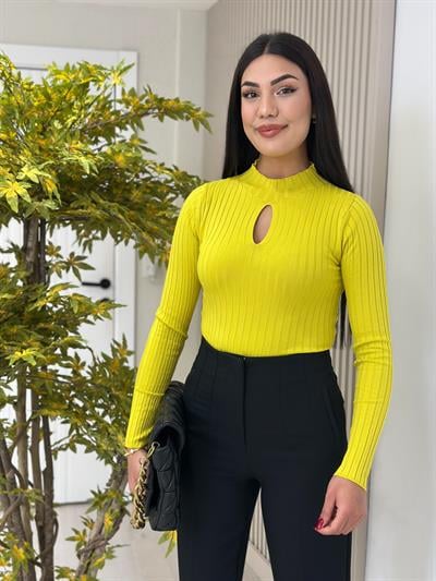 Göğüs Dekolteli Fitilli Triko Yağ Yeşili