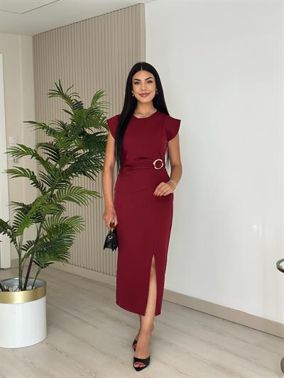 Gold Aksesuarlı Yırtmaçlı Atlas Kumaş Kalem Elbise Bordo