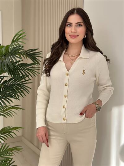 Gold Düğmeli Göğsü İşlemeli Hırka Bej