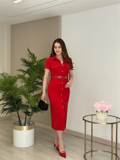 Gold Güğmeli Kemerli Elbise Kırmızı