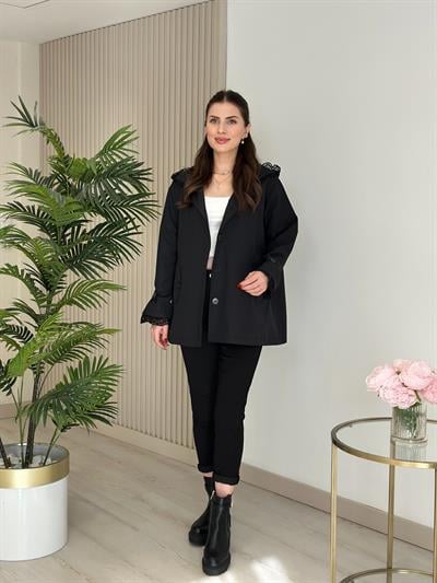 Güpür Detaylı Kapşonlu Trençkot Siyah