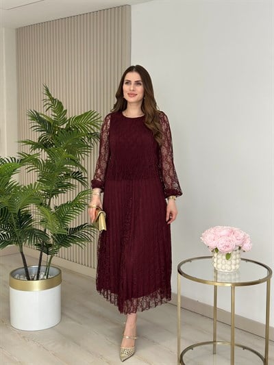 Güpürlü Pileli Özel Seri Elbise Mürdüm