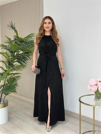 Halter Yaka Bağlama Detaylı Yırtmaçlı Elbise Siyah