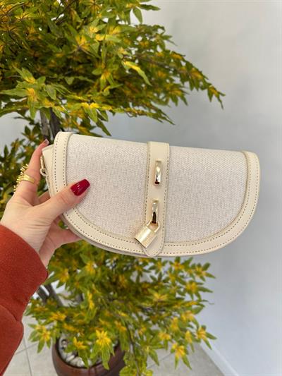 Kanvas Marka Muadili Çapraz Askılı Çanta Bej