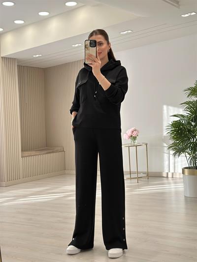 Kapşonlu Paraşüt Detaylı Paçası Çıtçıtlı Takım Siyah