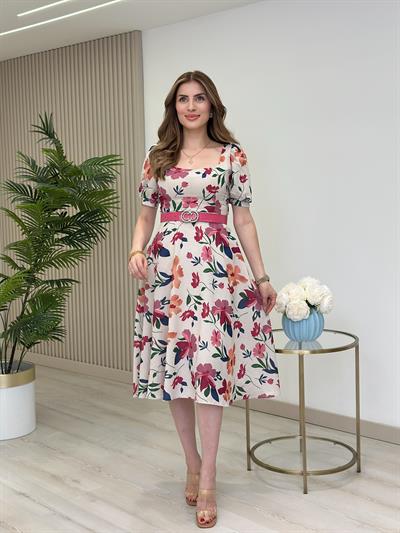 Kare Yaka Kemeli Çiçek Desenli Elbise