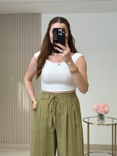 Kayık Yaka Crop Basıc Beyaz