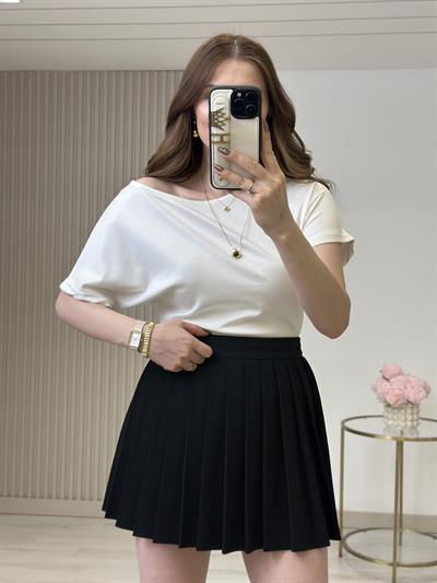 Kayık Yaka Kısa Kollu Tshirt Beyaz