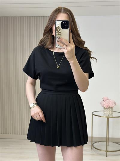 Kayık Yaka Kısa Kollu Tshirt Siyah