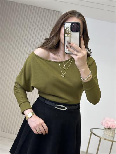 Kayık Yaka Yarasa Kol Omuz Dekolteli Modal Kumaş Bluz Yağ Yeşili