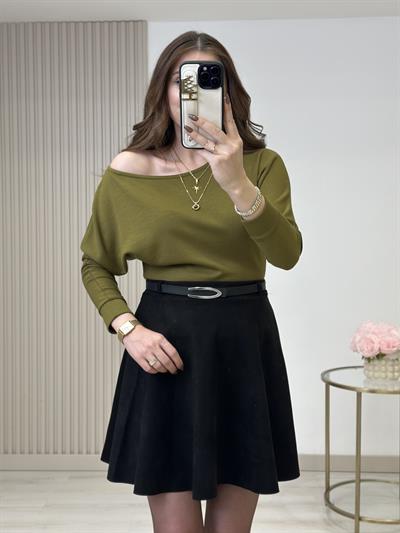 Kayık Yaka Yarasa Kol Omuz Dekolteli Modal Kumaş Bluz Yağ Yeşili