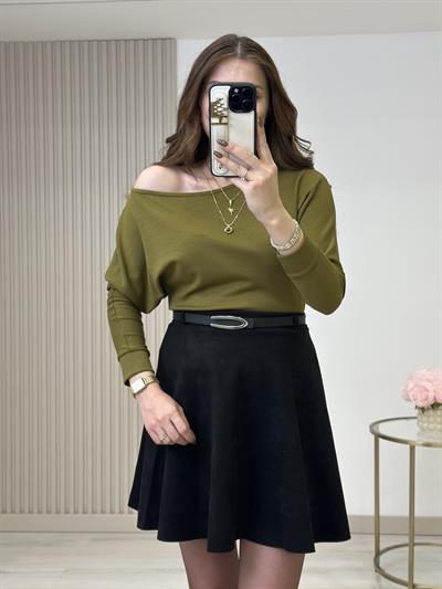 Kayık Yaka Yarasa Kol Omuz Dekolteli Modal Kumaş Bluz Yağ Yeşili