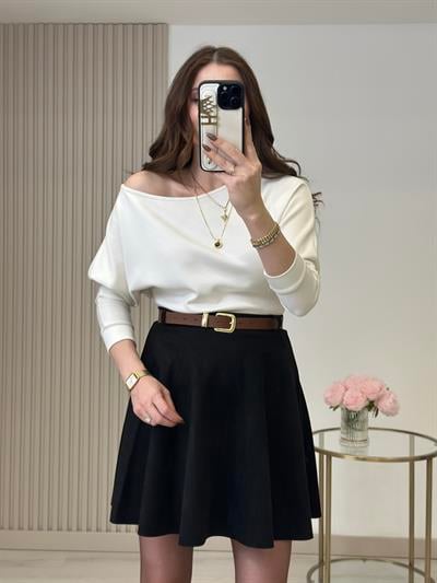 Kayık Yaka Yarasa Kol Omuz Dekolteli Modal Kumaş Bluz Beyaz