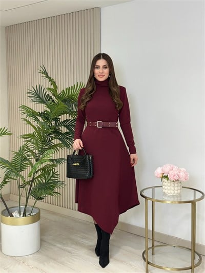 Kemerli Dik Yaka Vatkalı Asimetrik Kesim Elbise Bordo