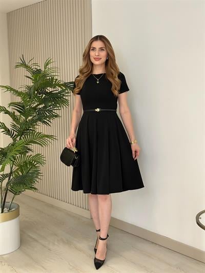 Kısa Kol Midi Boy Kloş Elbise Siyah