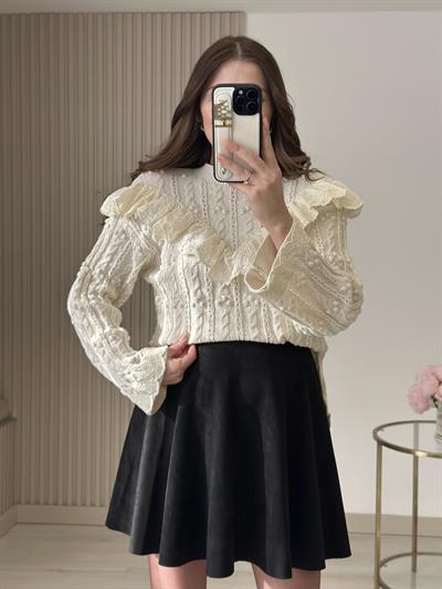 Kol Ağzı Yakası Fisto Detaylı Orj. Marka Ekru Triko 