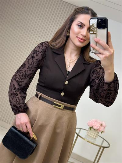 Kolları Flok Baskılı Gold Düğmeli Bluz Kahve
