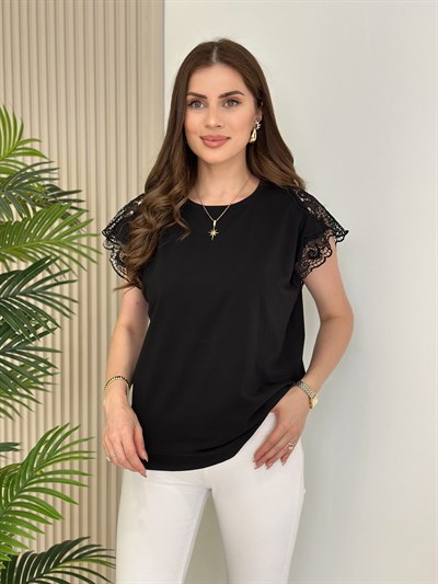 Kolları Güpürlü Likralı Rahat Kalıp Tshirt Siyah