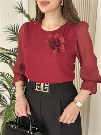 Kolları Parlak Şifon Çiçek Broşlu Bluz Bordo