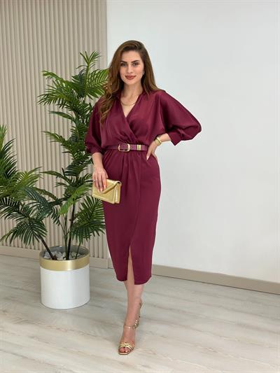 Kruvaze Yaka Kemerli Anvelop Saten Elbise Mürdüm