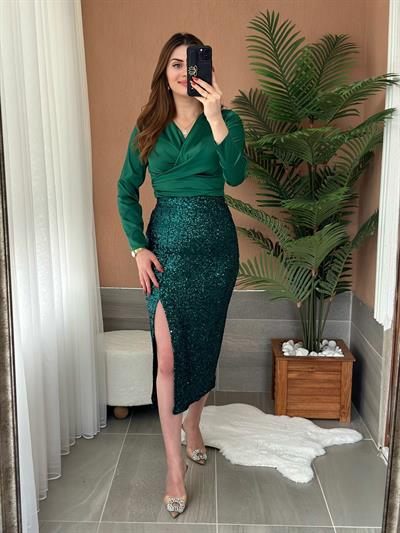 Kruvaze Yaka Pamuk Saten Bluz Zümrüt