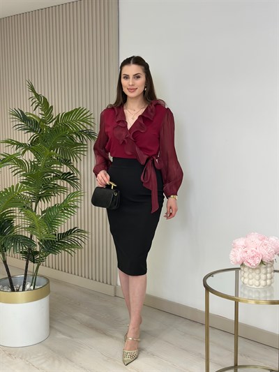 Kruvaze Yakası Fırfırlı Kolları Parlak Şifon Bluz Bordo