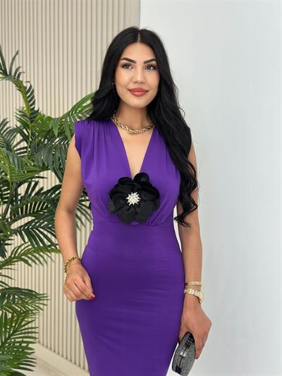 Likralı Göğsü Çiçek Detaylı Elbise Mor