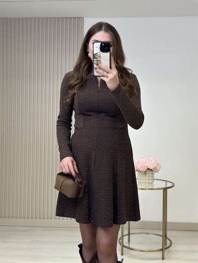 Likralı Uzun Kollu Tüvit Kumaş Elbise Kahve