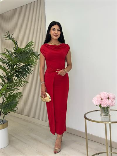 Madonna Yaka Beli Gold Tokalı Sandy Elbise Kırmızı