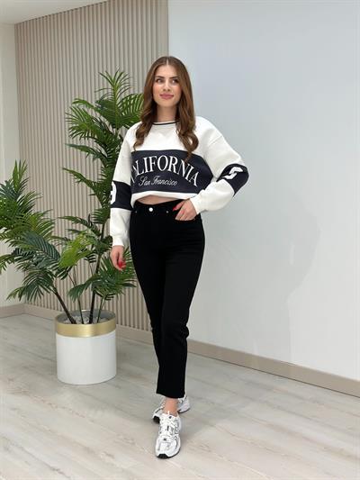 Marka Model Kesik Paça Mom Jean Siyah Melbourne